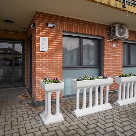 Gelsomino Suite Leonardo Academy, Mxp & Laghi سيستو كالينْدي المظهر الخارجي الصورة